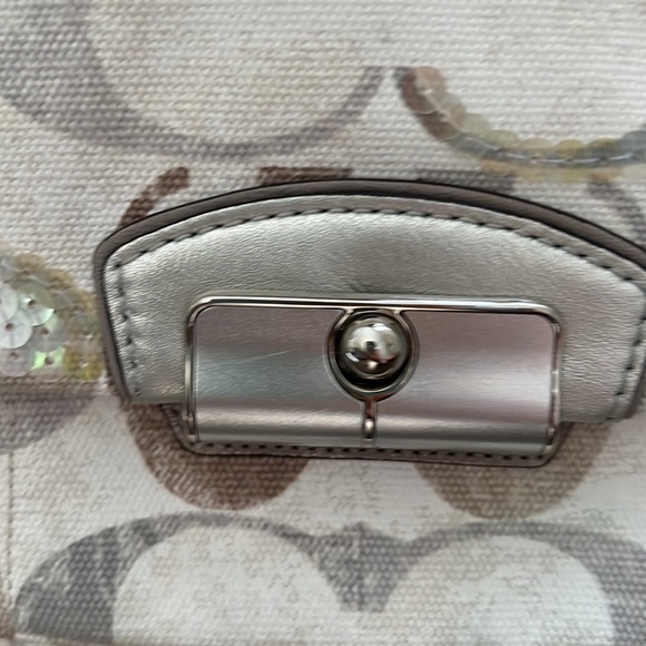 Coach bag white, silver, and brown with sequin - Picture 3 of 8